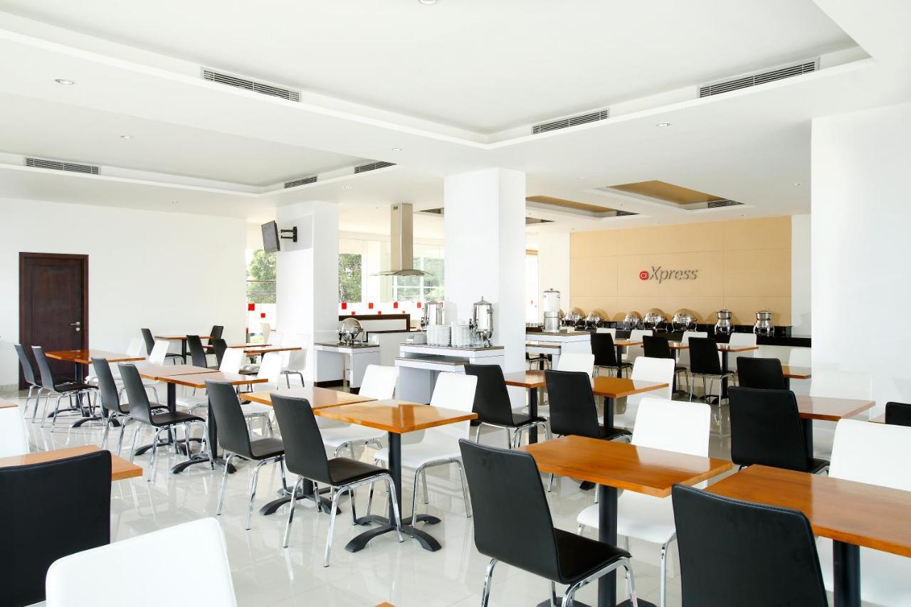 Amaris Hotel Tebet Jakarta Exterior photo