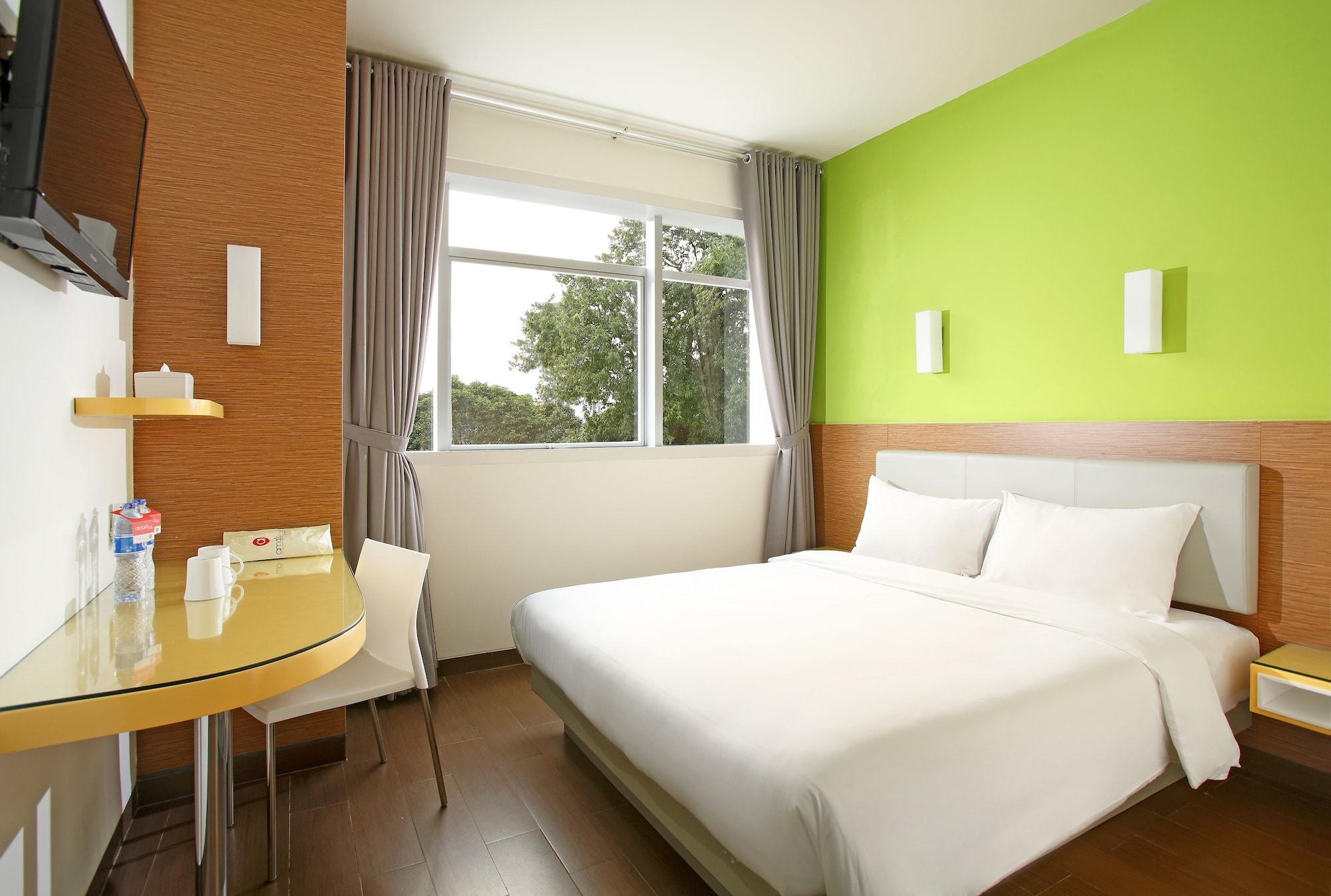 Amaris Hotel Tebet Jakarta Exterior photo